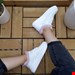  کفش کتونی اسپرت ونس مدل  suptme سفید صورتی