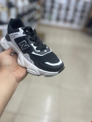 کتونی نیوبالانس دخترانه زنانه رنگ مشکی مناسب پیاده روی هدیه ویژه روز ولنتاین